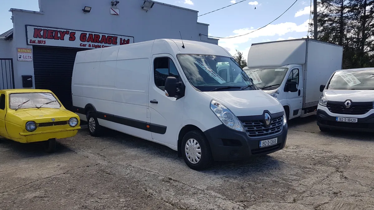 Renault Master 192D EXLWB LOW KM VAT INVOICE - Image 2