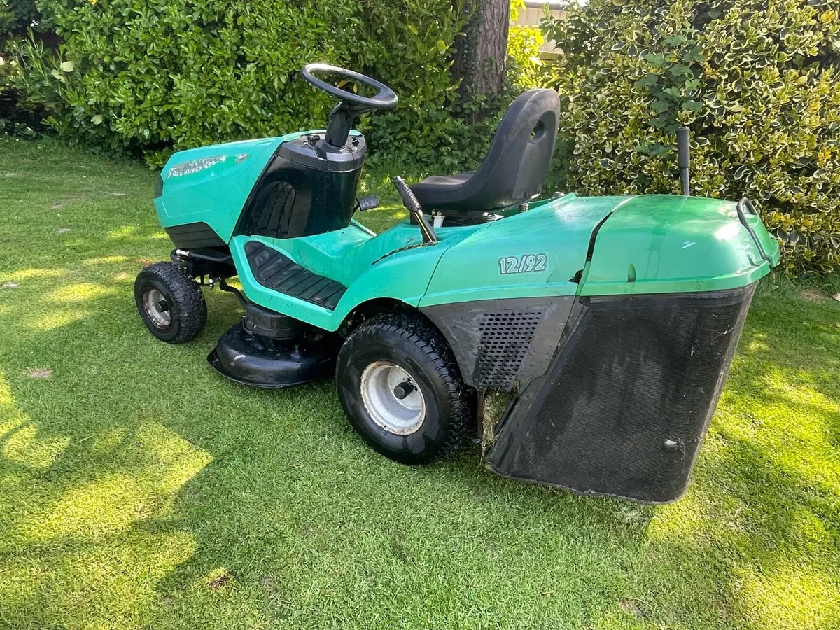 Ride On Lawnmower - Image 2