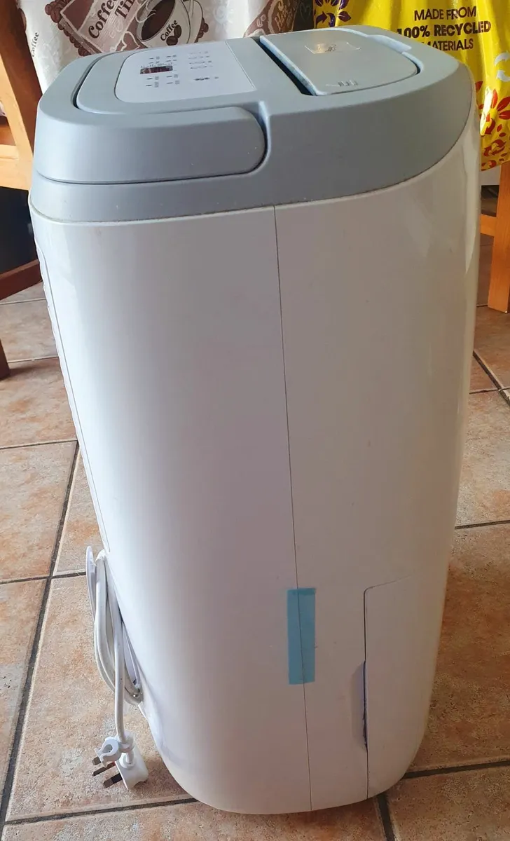 Dehumidifier & Karcher K3 - Image 3
