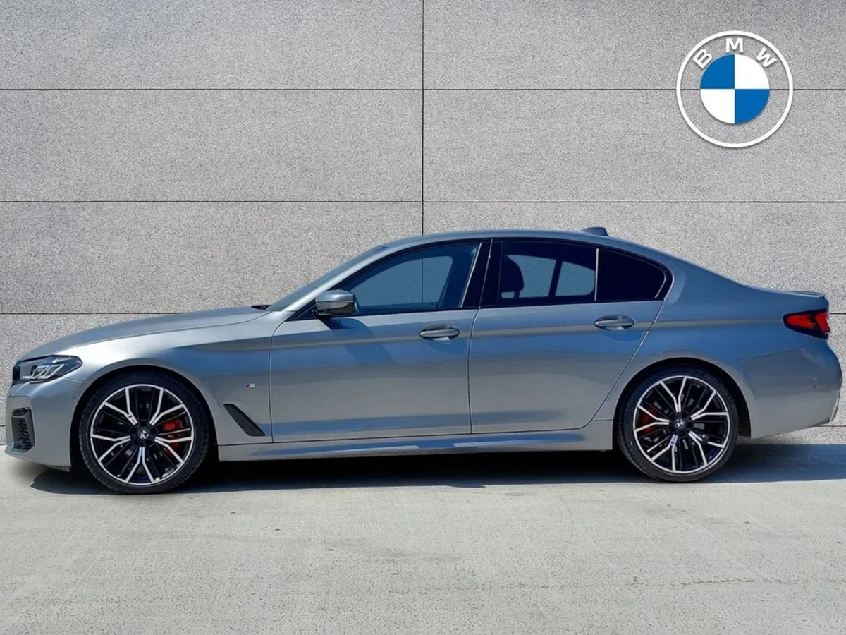 BMW 5 Series 520d M Sport Saloon LCI - Image 4