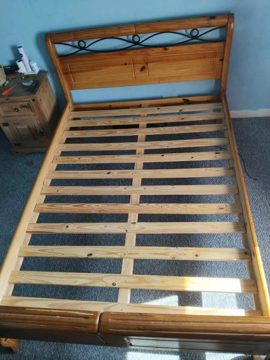 Bed - Image 2