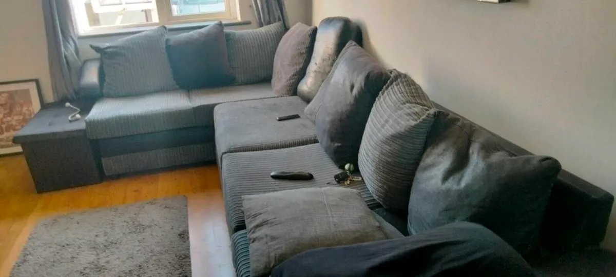 L seat - Image 3