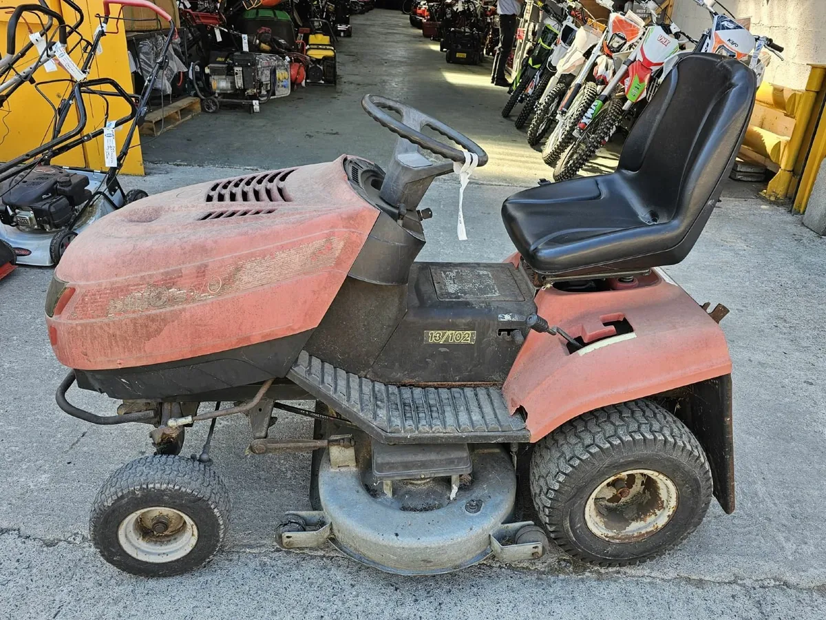 Ride on lawnmower - Image 3