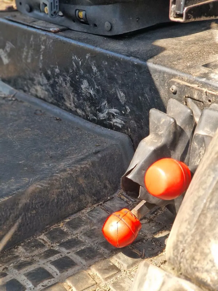 Tractor - Image 4
