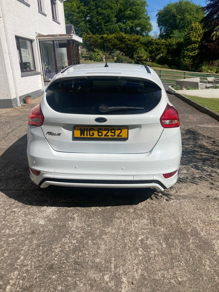 Ford focus - Image 2