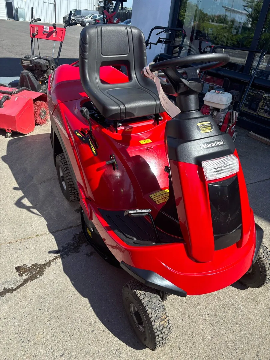 Mountfield ride on mower - Image 1
