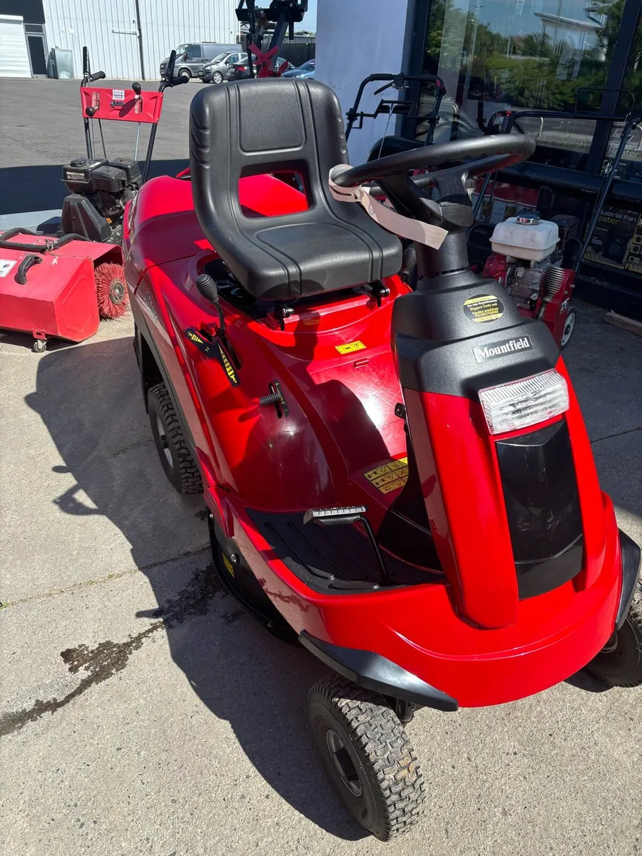 Mountfield ride on mower - Image 2