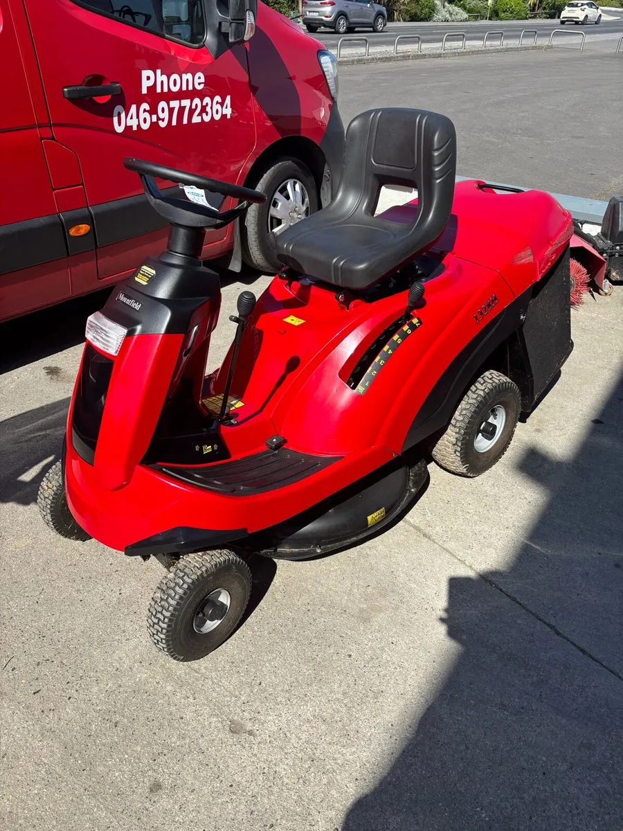 Mountfield ride on mower - Image 3