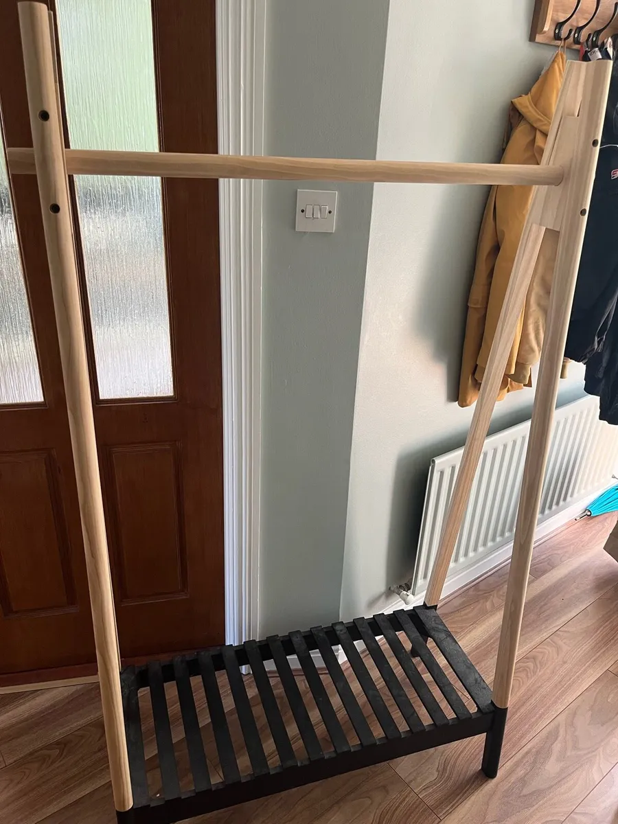 Clothes rail with shoe shelf - Image 2