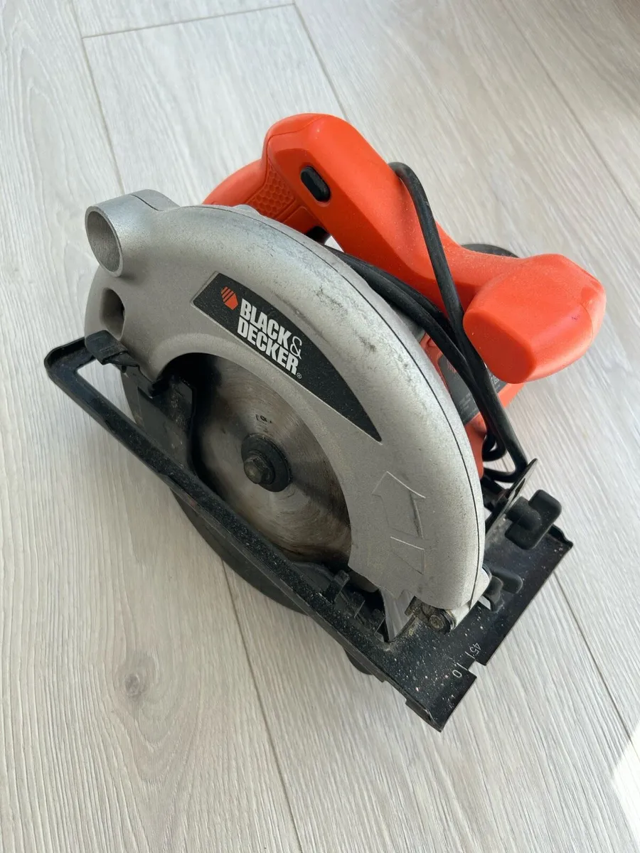 Black and Decker Circular Saw - Image 1