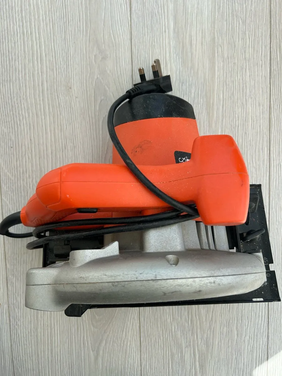 Black and Decker Circular Saw - Image 3