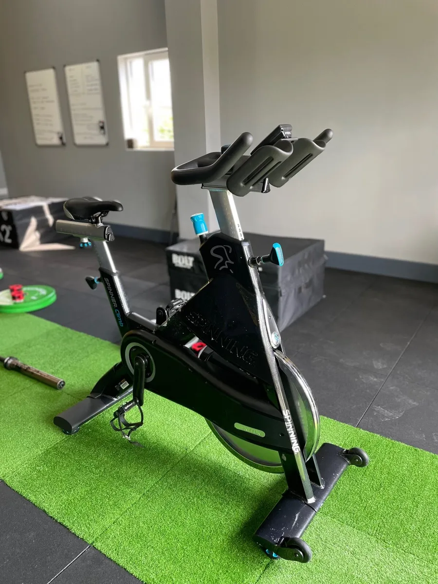 Precor Chrono Spin Bike Commercial Grade - Image 4