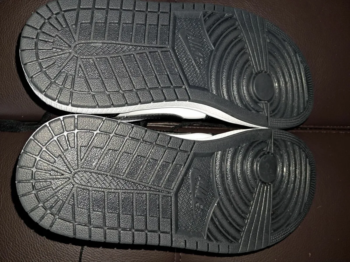 Runners - Image 3
