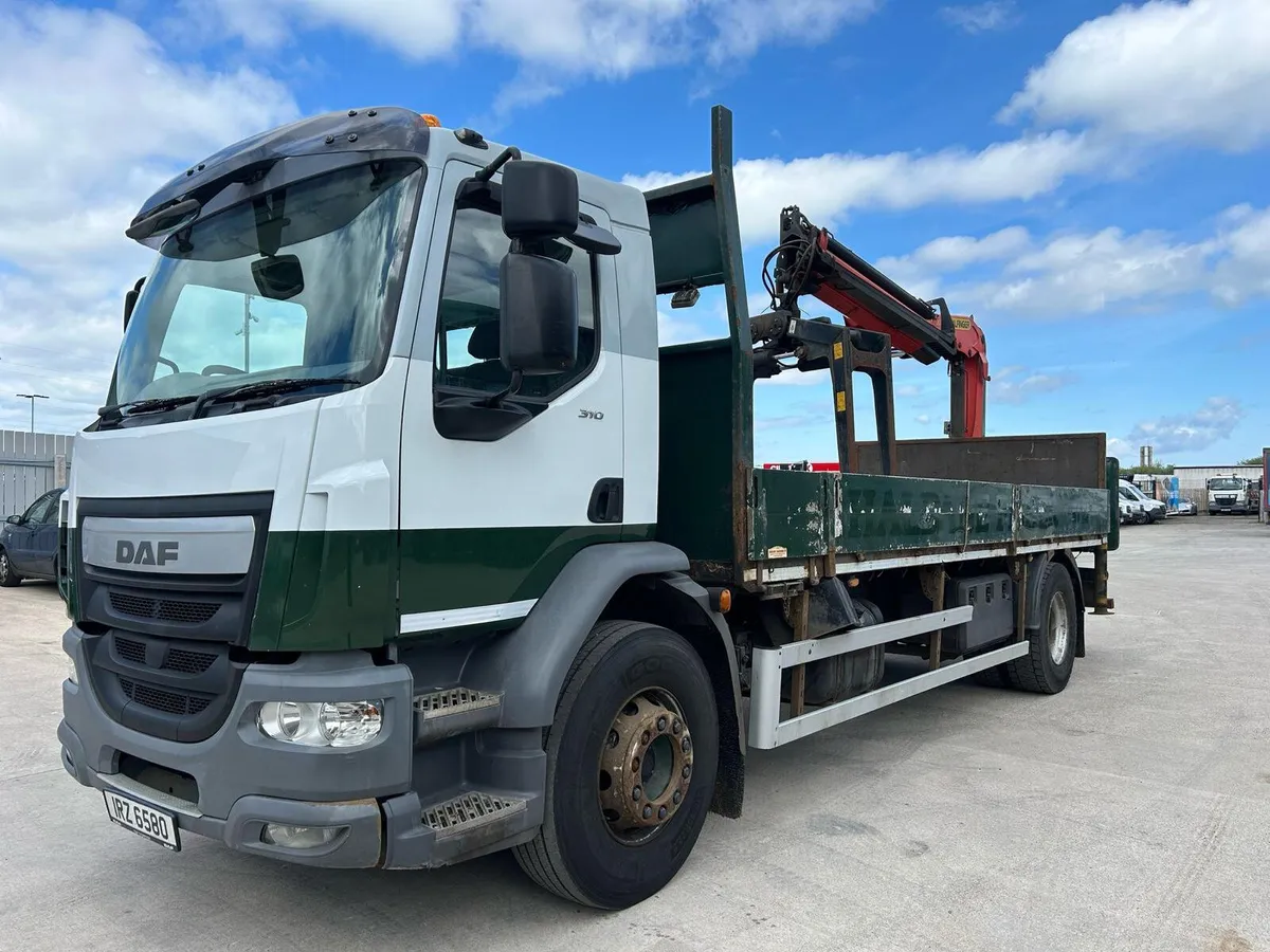 2015 DAF LF 55 310 WITH PALFINGER CRANE - Image 2