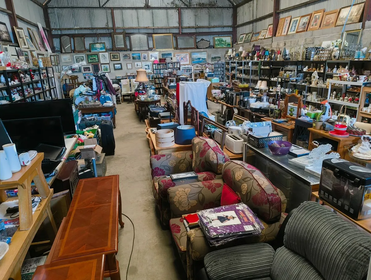 Bric a brac  , antique, furniture - Image 4