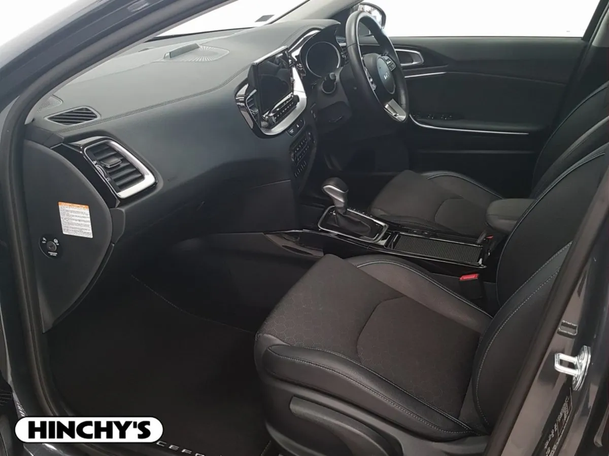 Kia Xceed 1.6 GDI Plug-in Hybrid - Image 4