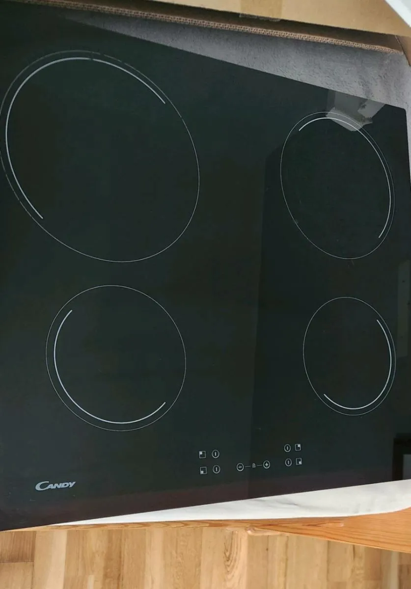 Ceramic hob - Image 1