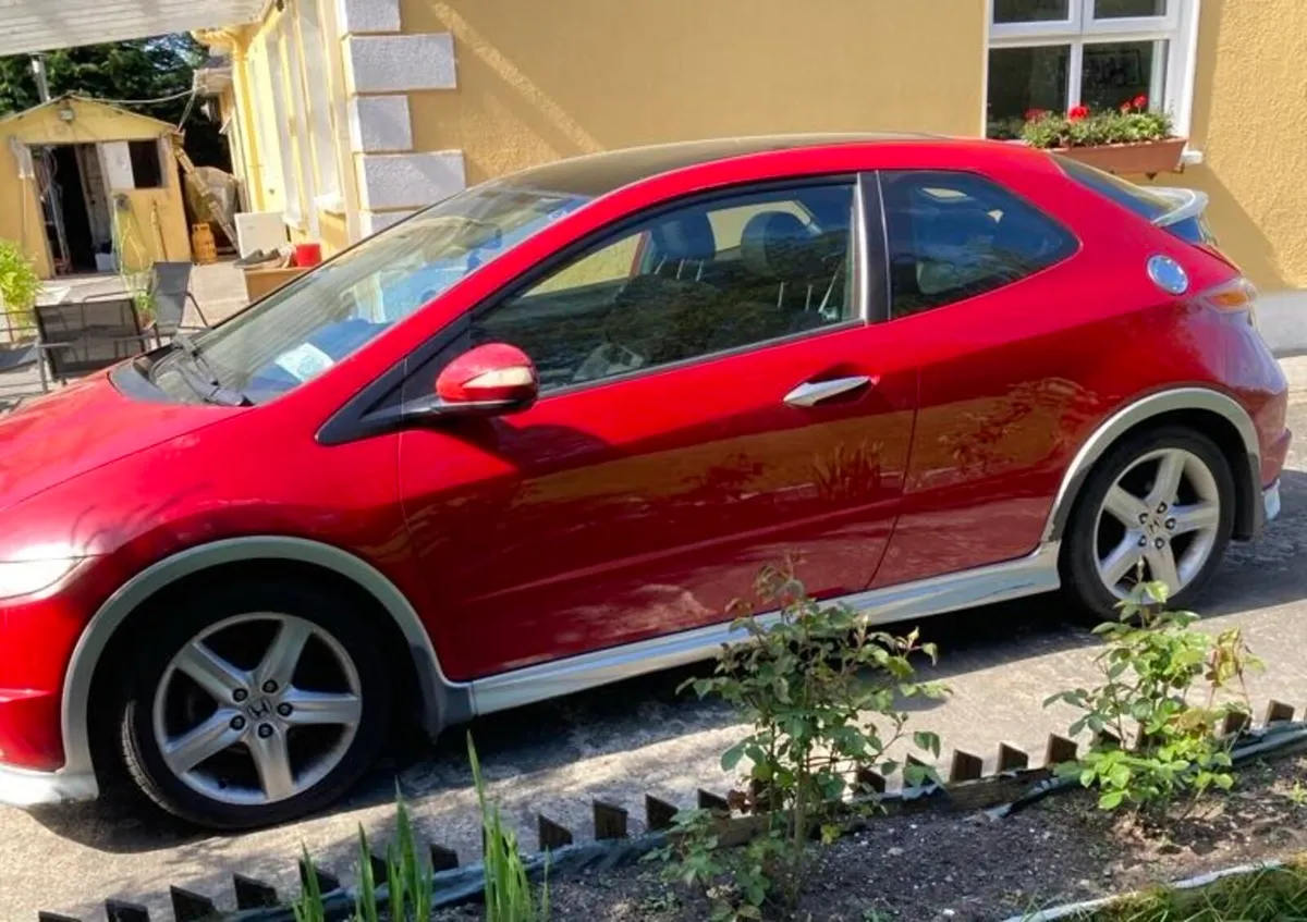 Car - Image 4