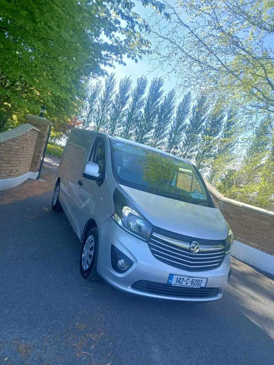 2014 Vivaro Sport, 1.6, Tax 3/26 & Doe 10/25 - Image 2