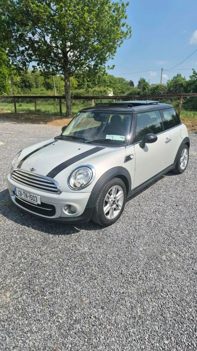 Mini Cooper 1.6 D - RARE SUNROOF + IDRIVE - Image 1