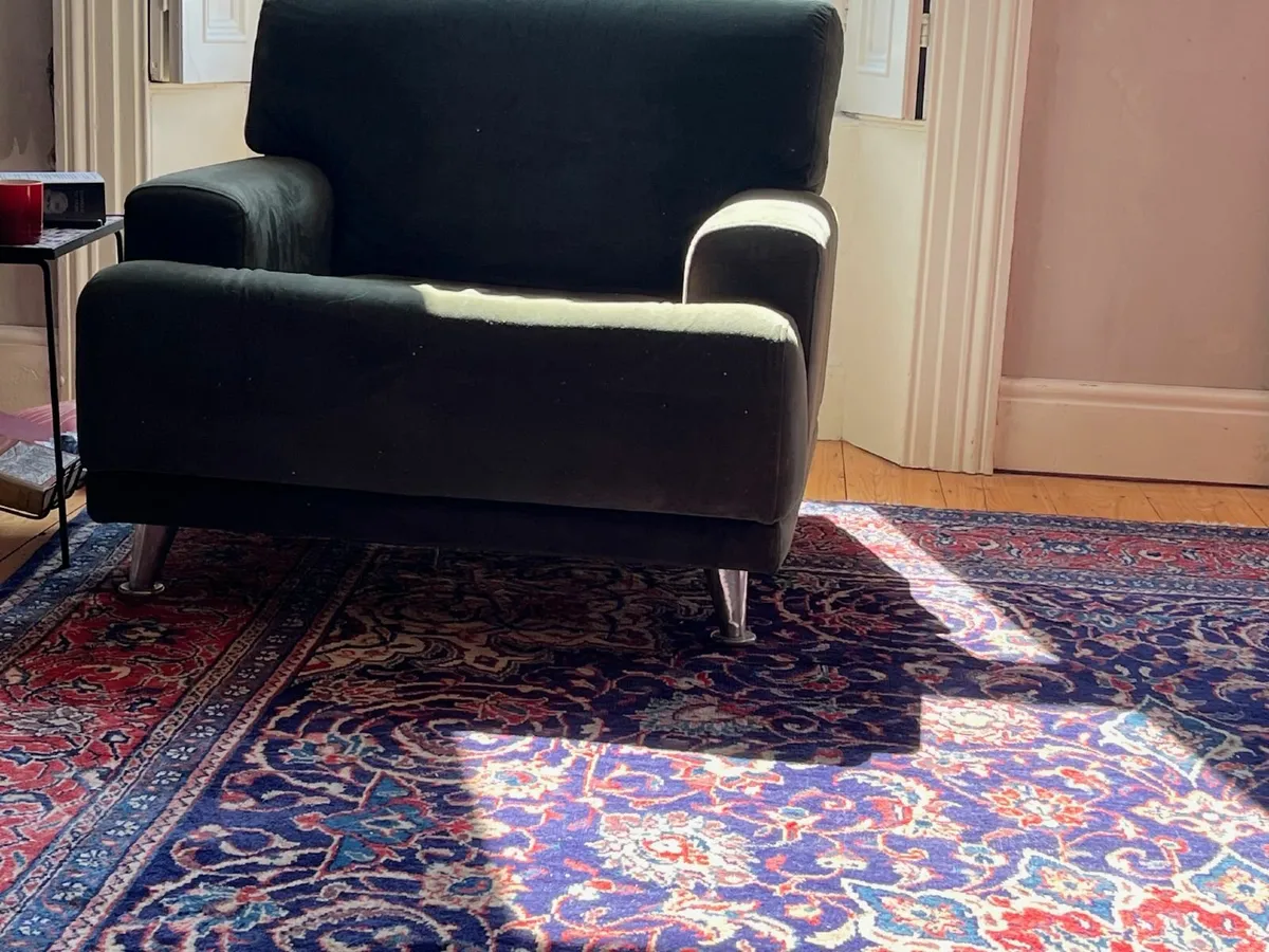 Armchair - Image 1