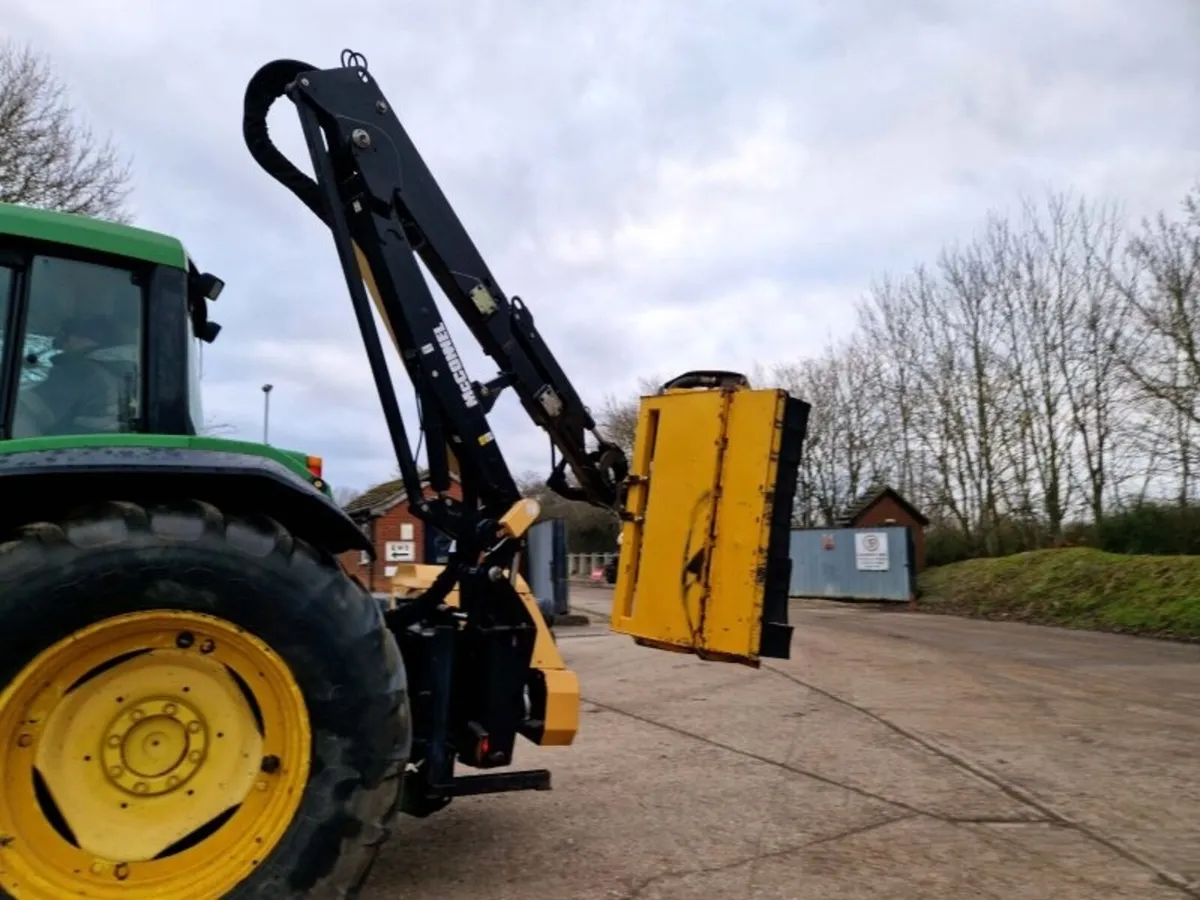 MCCONNEL PA6570T REV EDS, 1400 HRS - Image 2