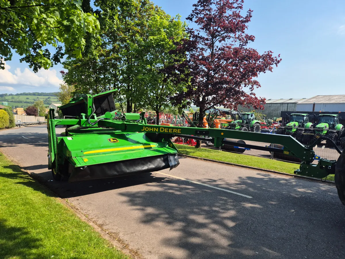 John Deere 530 - Image 1