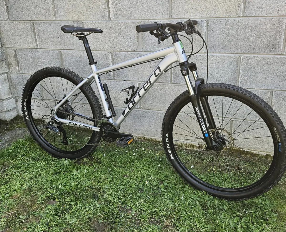 Carrera mountainbike medium frame - Image 1