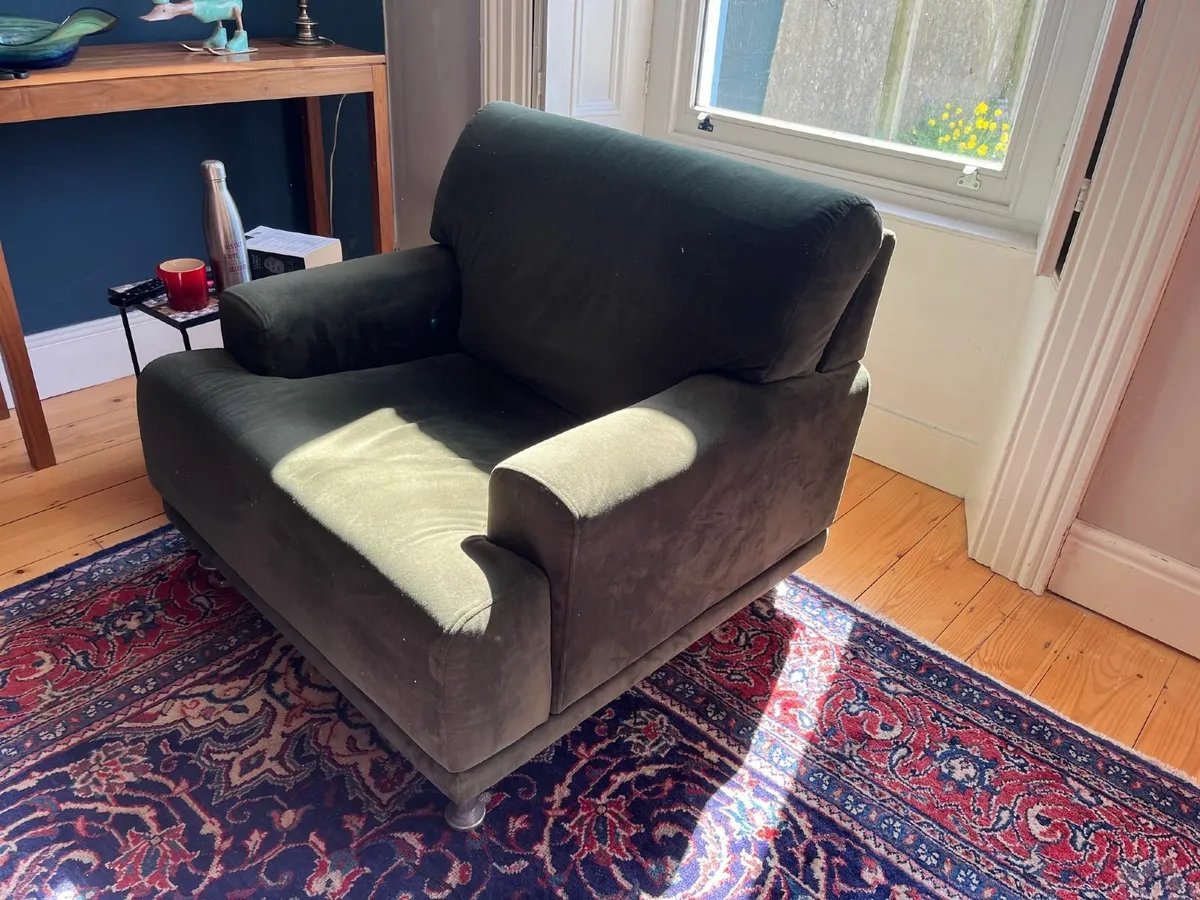Armchair - Image 2