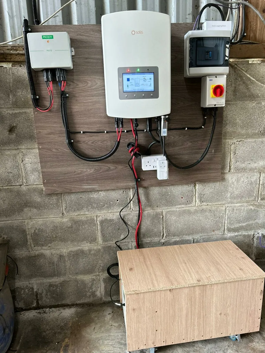 Brand new solis 5kw hybrid DIY kit 16kwh battery - Image 1