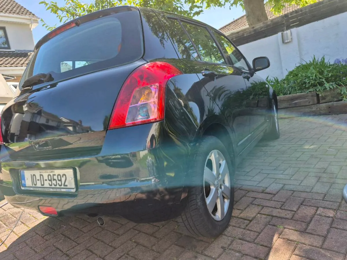 2010 suzuki swift - Image 3