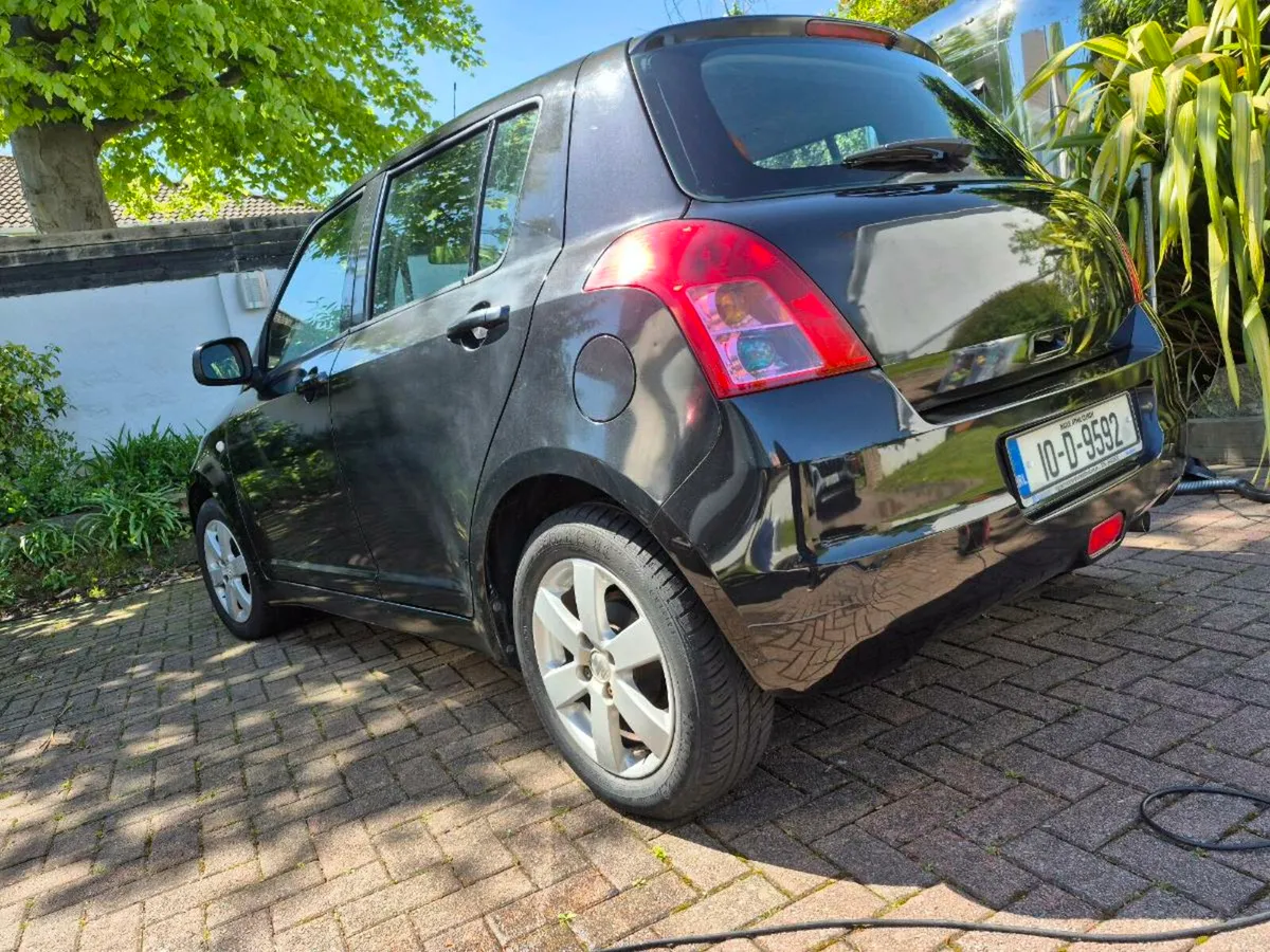 2010 suzuki swift - Image 4