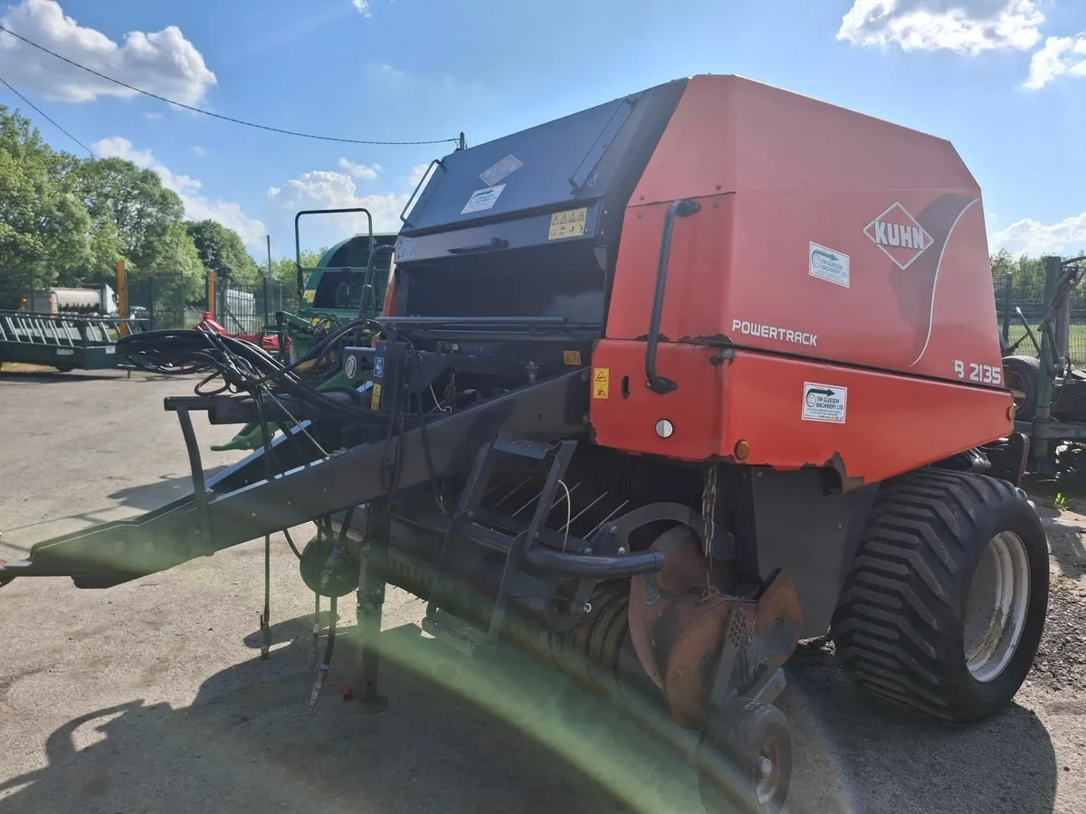 Kuhn FB2135 Baler - Image 4