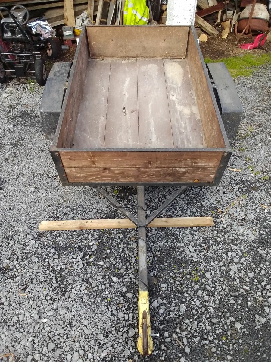 Trailer 6x4 - Image 1