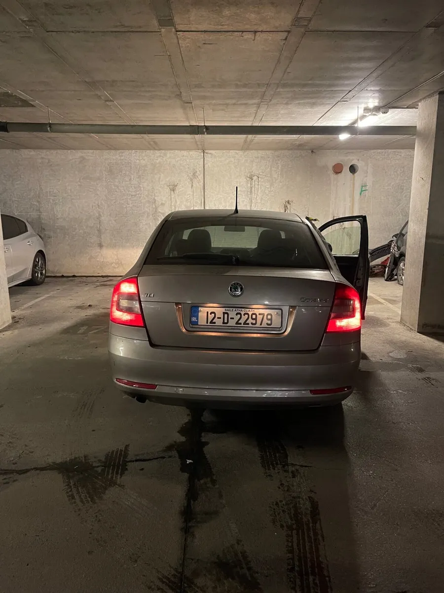 Skoda Octavia 2012 - Image 2