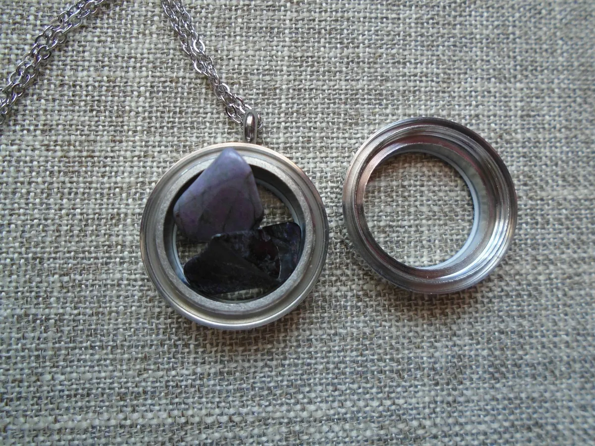 Sugilite pendant, Gemstone jewellery,Jewellery - Image 4