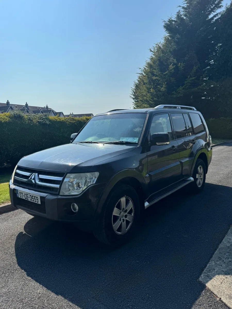 Mitsubishi Pajero - Image 1