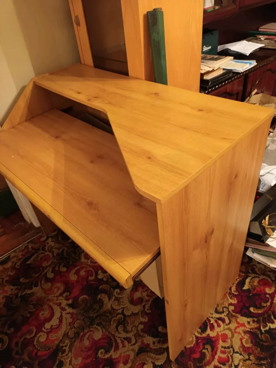 Computer Desk - Image 3