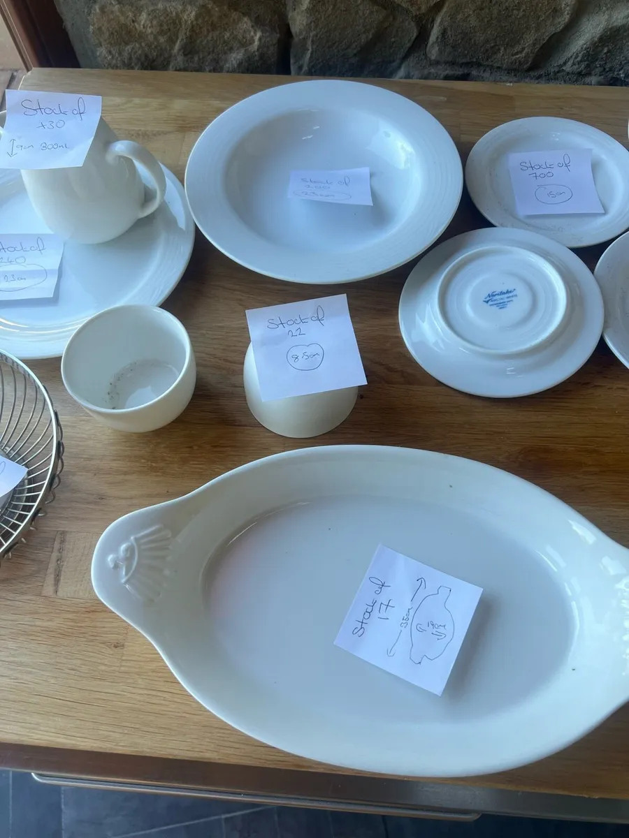 Delph table setting - Image 3