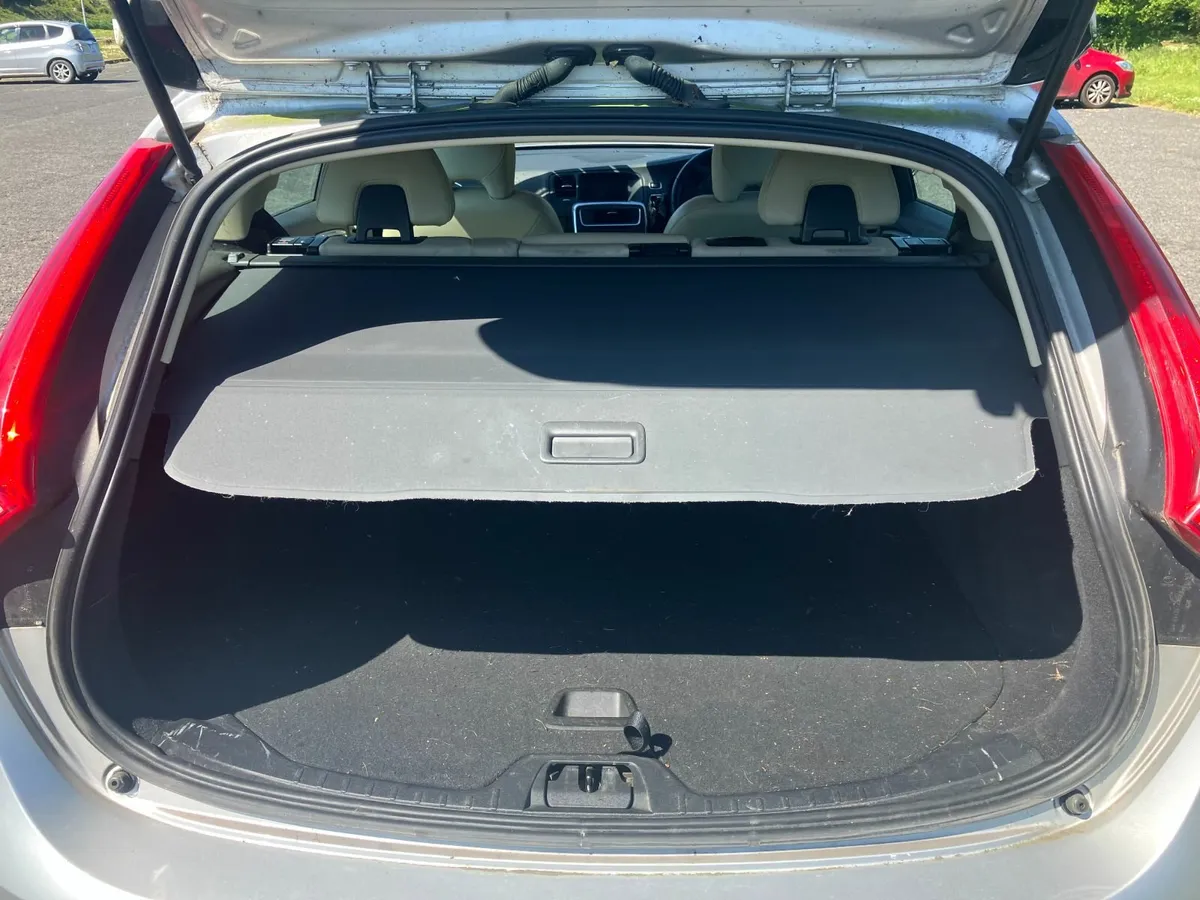 Volvo V60 2016 - Image 3