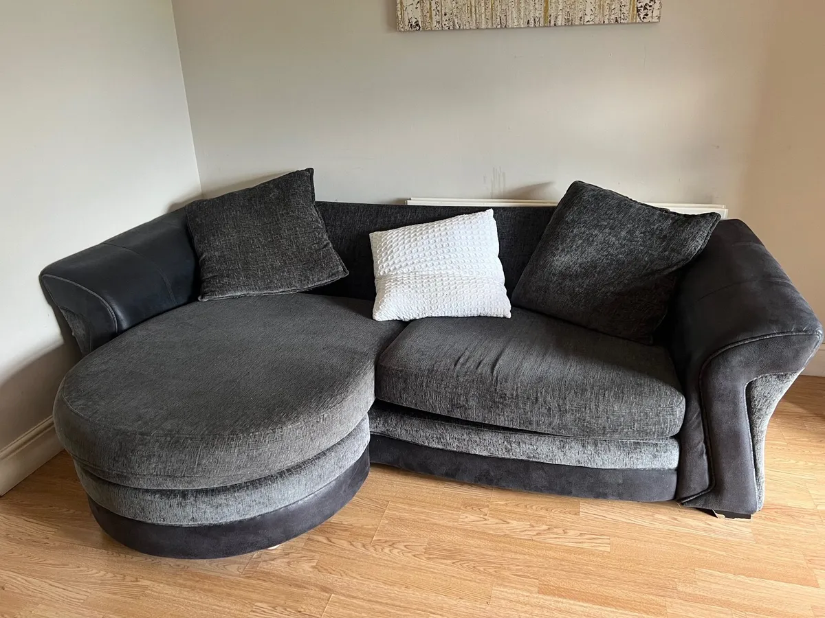 Sofa - Image 2