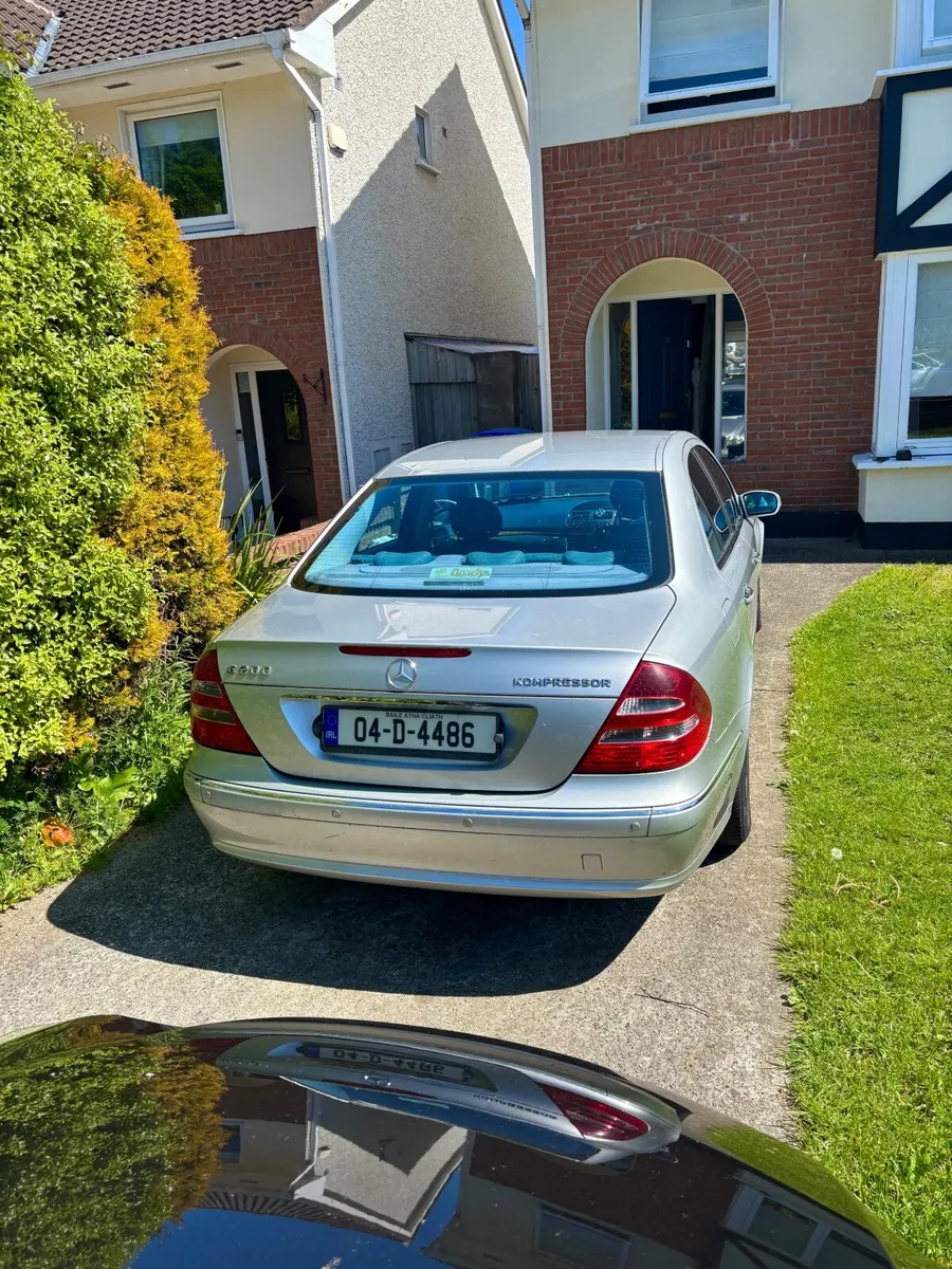 Mercedes Benz E 200 kompressor avantgarde 2004 - Image 4