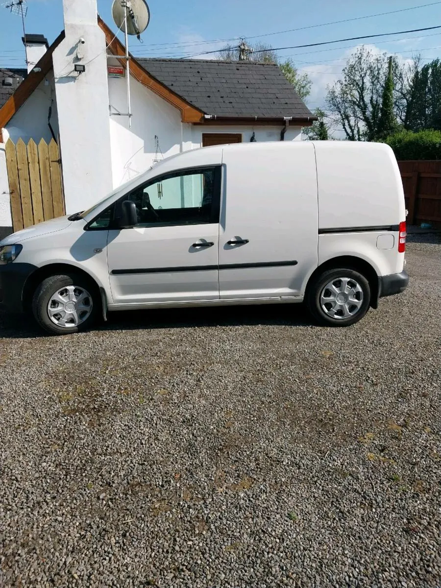 Vw Caddy - Image 4