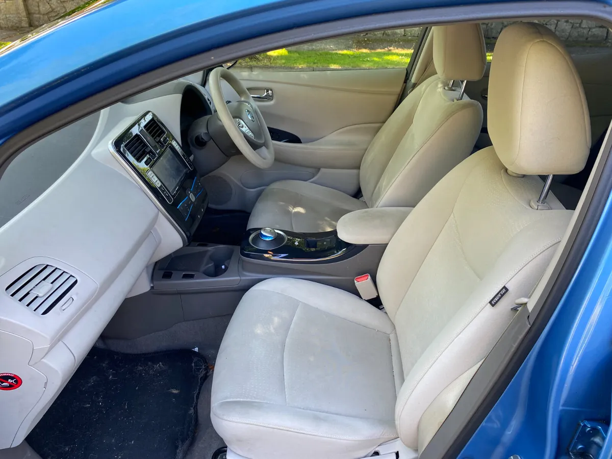 Nissan Leaf - LOW KMS - €3,500 - Image 3