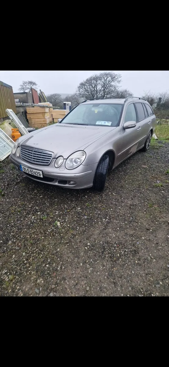 Mercedes e270 estate - Image 1