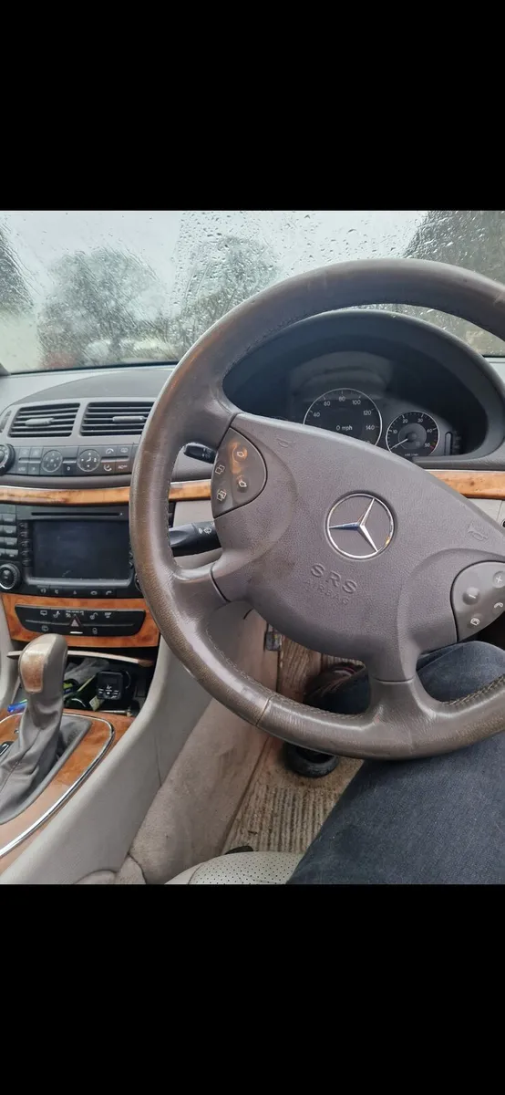 Mercedes e270 estate - Image 4