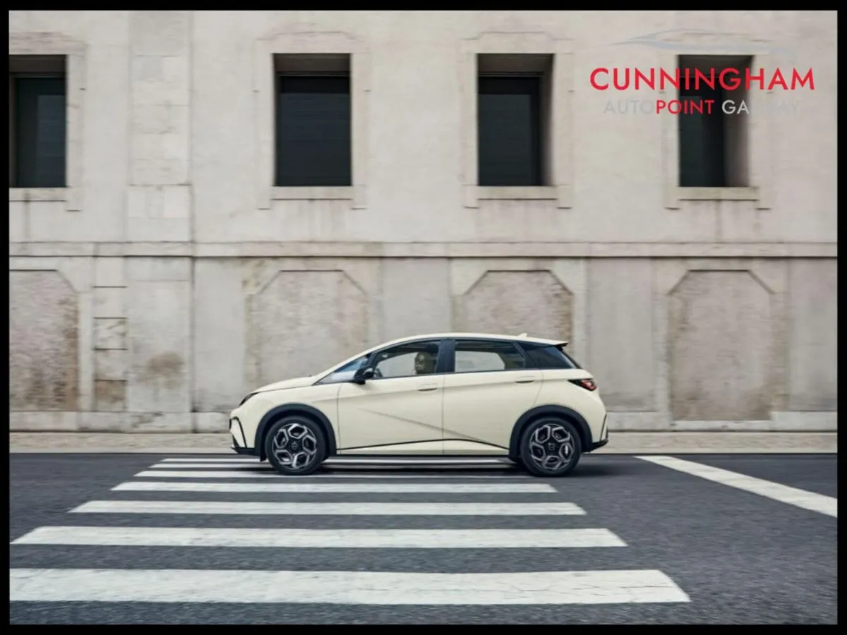 BYD DOLPHIN Comfort 60.5kWh **LIMITED TIME OFFER** - Image 3