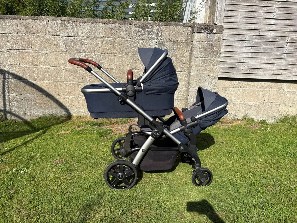 Silver Cross Wave - with carrycot and seat - Image 1
