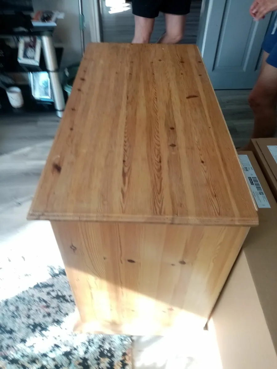 TV cabinet - Image 2