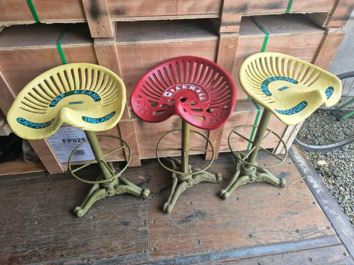 Bar stools - Image 1